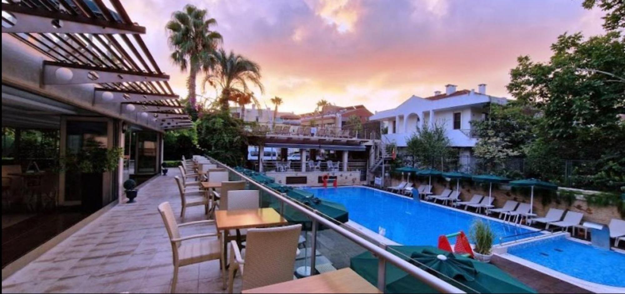 Ambassador Hotel & Spa Antalya Exteriör bild